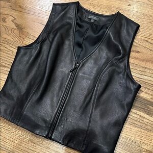 Classiques Entier Leather Vest size 16 women’s zip up